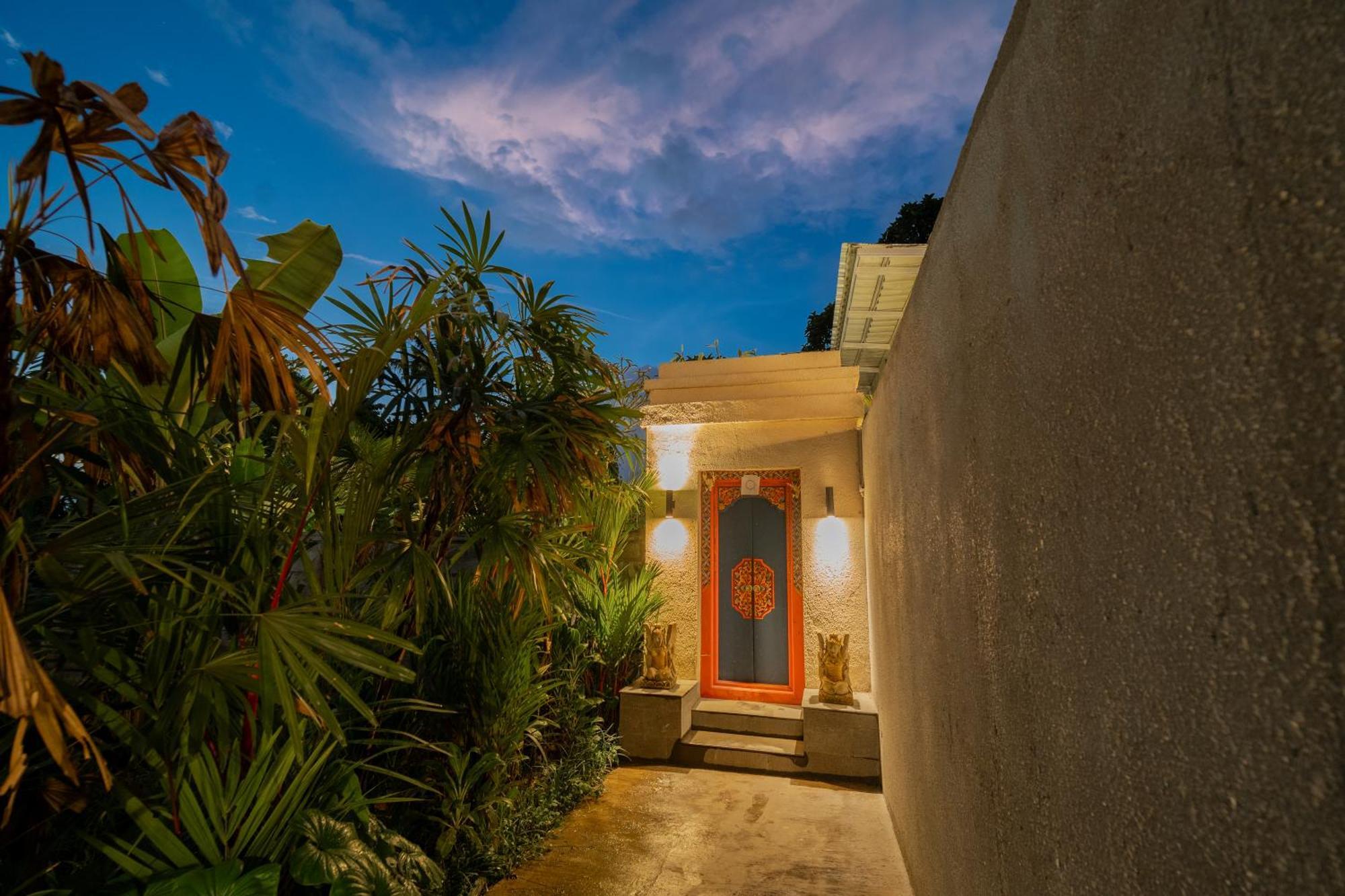 Narada Suite & Villa Ubud  Bagian luar foto